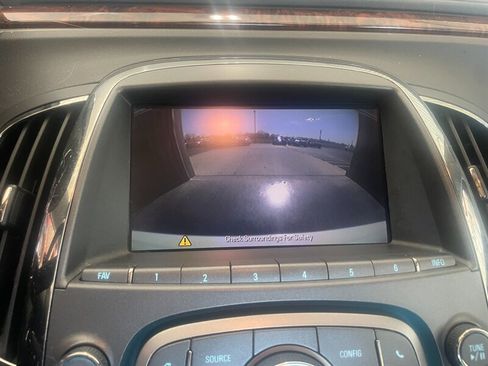 Used 2013 Buick LaCrosse Leather FWD image 13