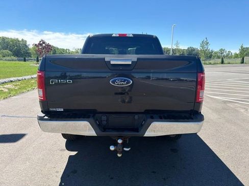 Used 2015 Ford F150 XLT w/ Equipment Group 301A Mid AWD/4WD image 10
