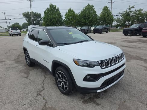 New 2026 Jeep Compass Limited AWD/4WD image 3