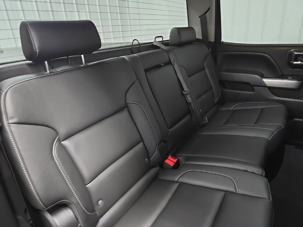 Used 2018 Chevrolet Silverado 1500 LT w/ All Star Edition AWD/4WD image 16
