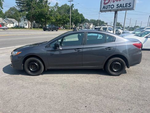 Used 2019 Subaru Impreza 2.0i image 2
