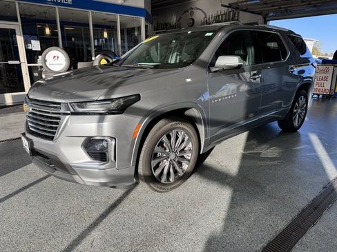 Used 2023 Chevrolet Traverse Premier w/ LPO, Floor Liner Package image 4