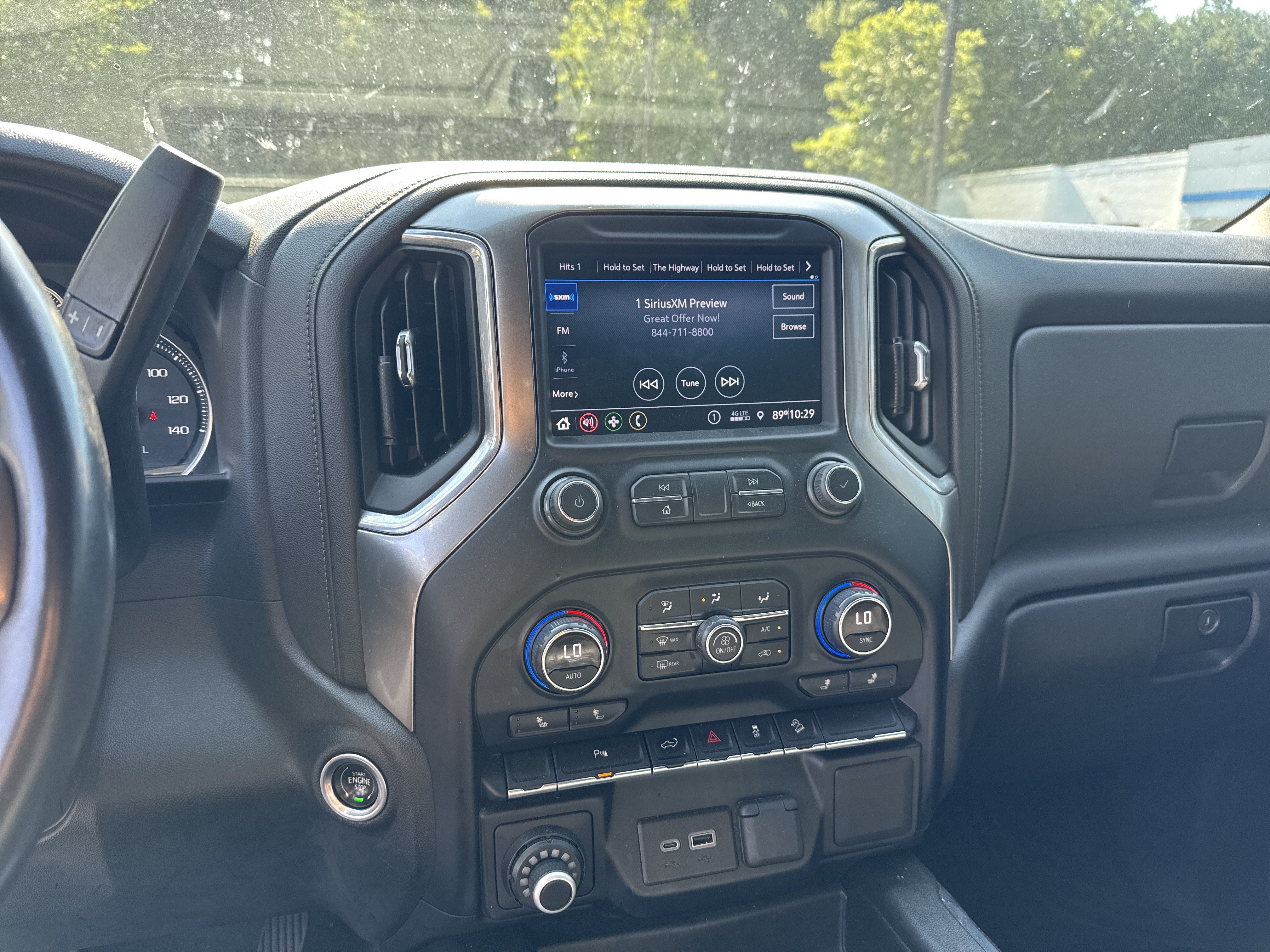 Used 2022 Chevrolet Silverado 1500 RST w/ Safety Package AWD/4WD image 12