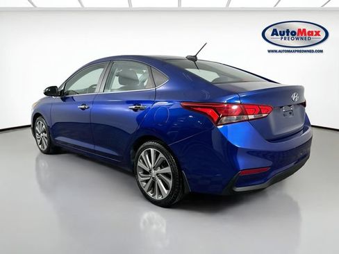 Used 2022 Hyundai Accent Limited w/ Cargo Package FWD image 6