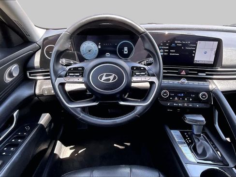 Used 2024 Hyundai Elantra Limited FWD image 6