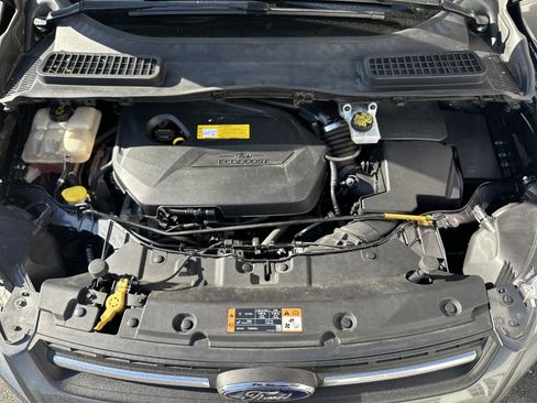 Used 2016 Ford Escape SE w/ Equipment Group 201A FWD image 37