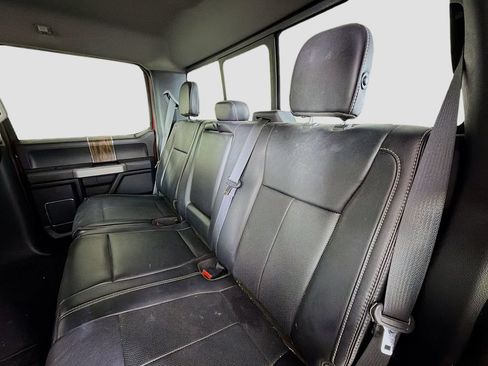 Used 2019 Ford F150 Lariat AWD/4WD image 24