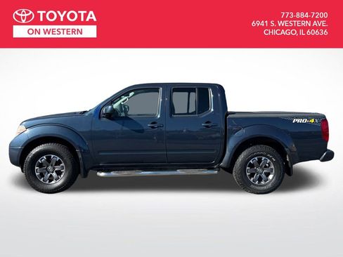 Used 2015 Nissan Frontier PRO-4X image 2