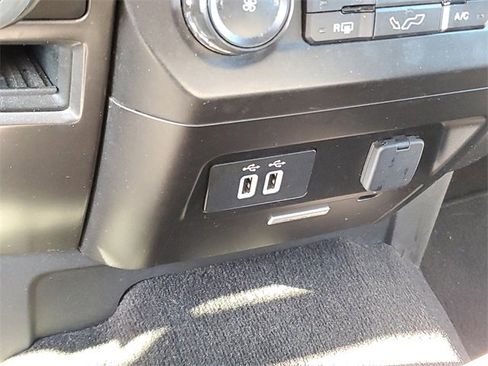 Used 2018 Ford F150 XLT w/ Equipment Group 302A Luxury image 21