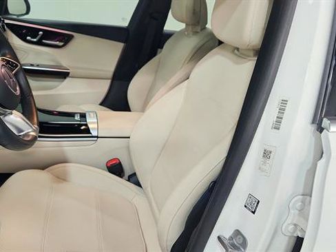 Used 2024 Mercedes-Benz C 300 C 300 4MATIC image 11