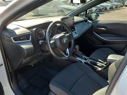 Used 2022 Toyota Corolla SE image 9