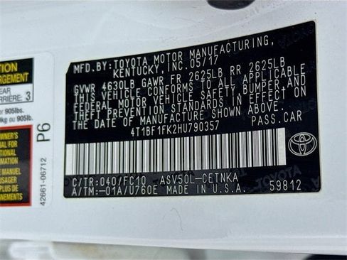 Certified 2017 Toyota Camry LE image 29