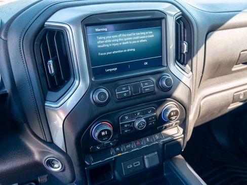 Used 2022 Chevrolet Silverado 1500 RST w/ Z71 Off-Road Package image 17