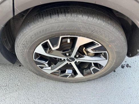 Used 2023 Kia Sportage EX FWD image 8