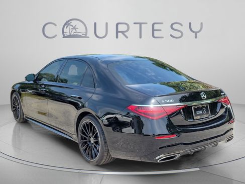 Used 2023 Mercedes-Benz S 500 4MATIC image 2