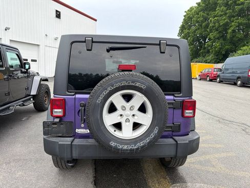 Used 2018 Jeep Wrangler Unlimited Sport S AWD/4WD image 5