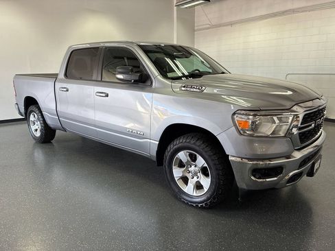 Used 2022 RAM 1500 Big Horn AWD/4WD image 2