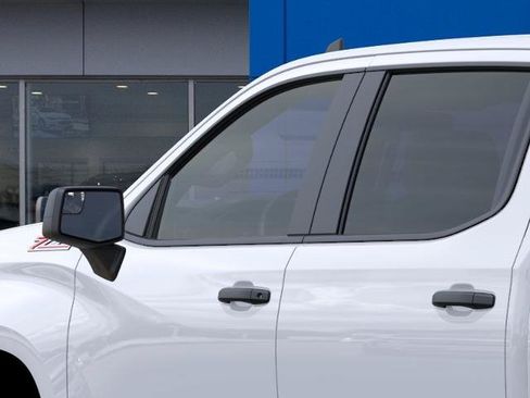 New 2026 Chevrolet Silverado 1500 Custom Trail Boss w/ LPO, Dark Essentials Package AWD/4WD image 12