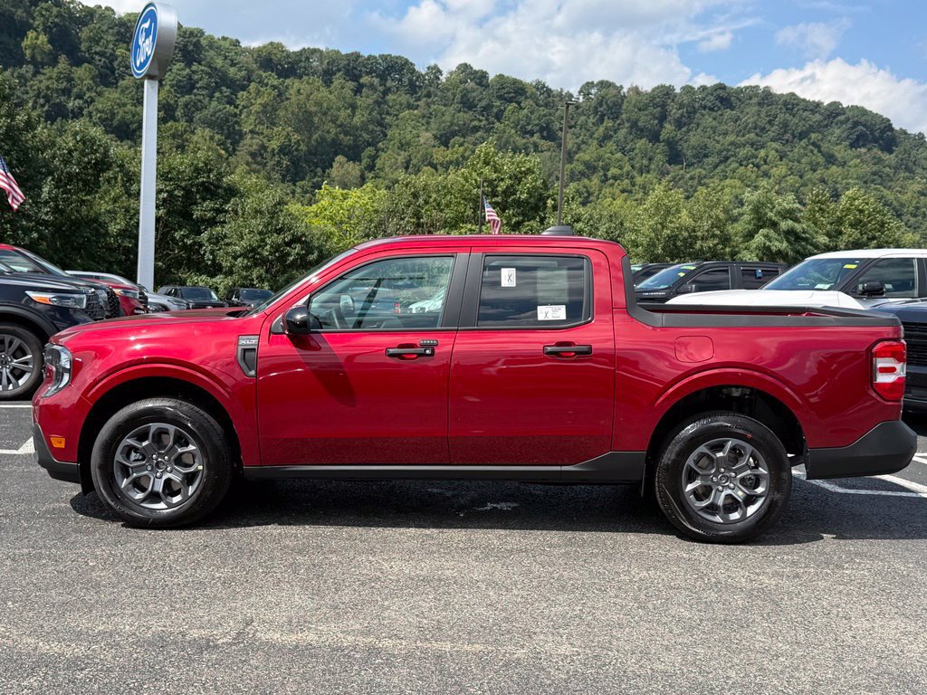 New 2026 Ford Maverick XLT w/ Equipment Group 301A AWD/4WD image 2