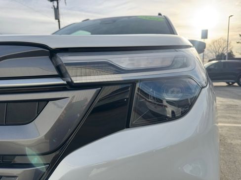 Used 2025 Subaru Forester Limited w/ Protection Package image 28