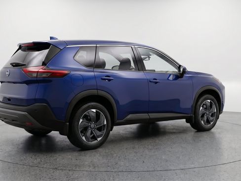Used 2025 Nissan Rogue SV AWD/4WD image 9