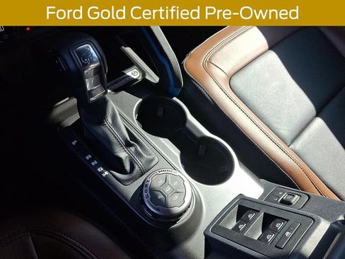 Used 2023 Ford Bronco Outer Banks w/ Sasquatch Package AWD/4WD image 17