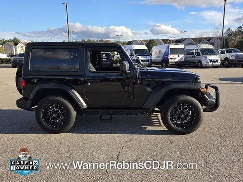 Used 2022 Jeep Wrangler Sport AWD/4WD image 11