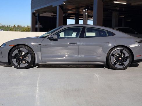 New 2026 Porsche Taycan image 2