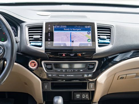 Used 2019 Honda Ridgeline RTL-E image 22