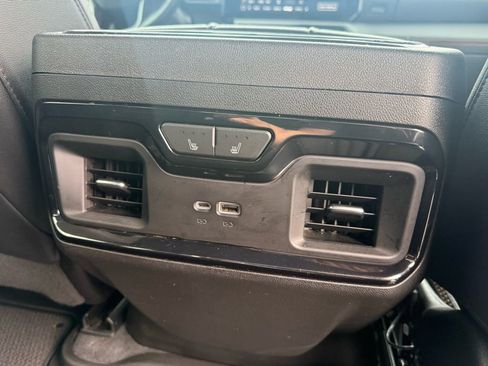 Used 2023 GMC Sierra 1500 AT4 w/ Technology Package image 21