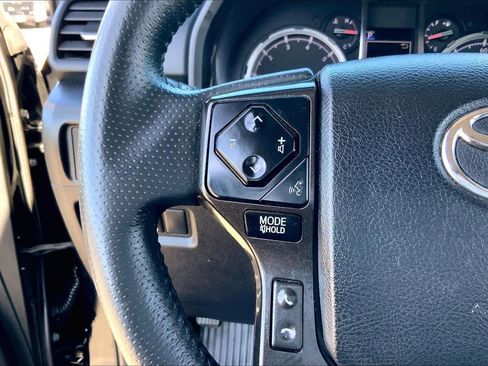 Used 2021 Toyota 4Runner TRD Off-Road Premium image 23