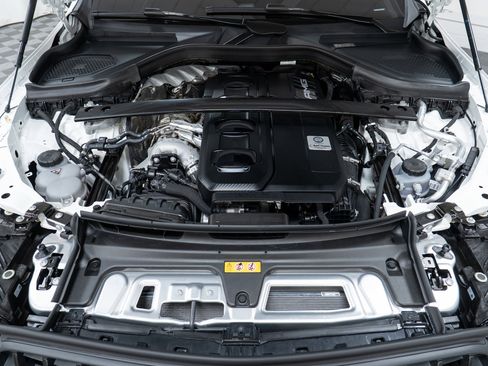 New 2026 Mercedes-Benz GLC 43 AMG 4MATIC image 9