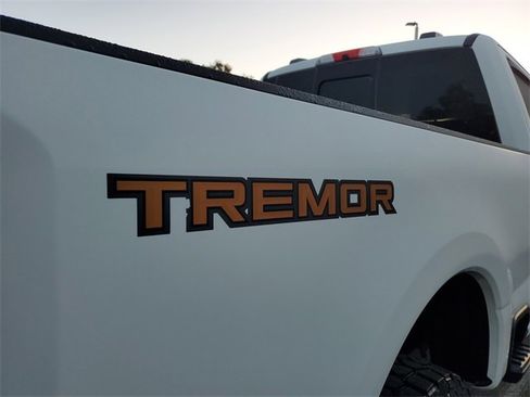 Used 2023 Ford F250 Platinum w/ Tremor Off-Road Package image 8