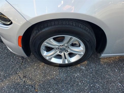 Used 2023 Dodge Charger SXT image 6