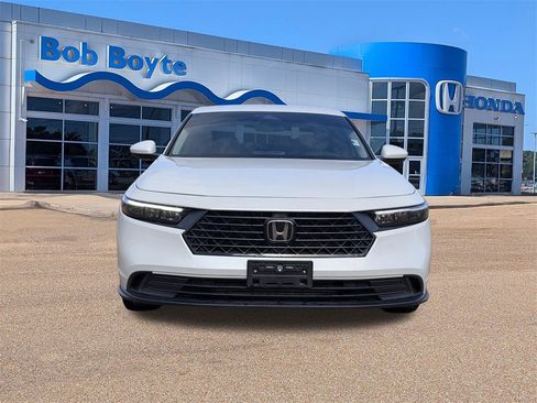 Certified 2024 Honda Accord LX image 8