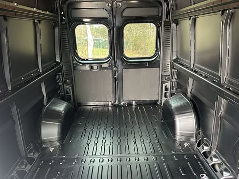 Used 2025 RAM ProMaster 2500 image 18