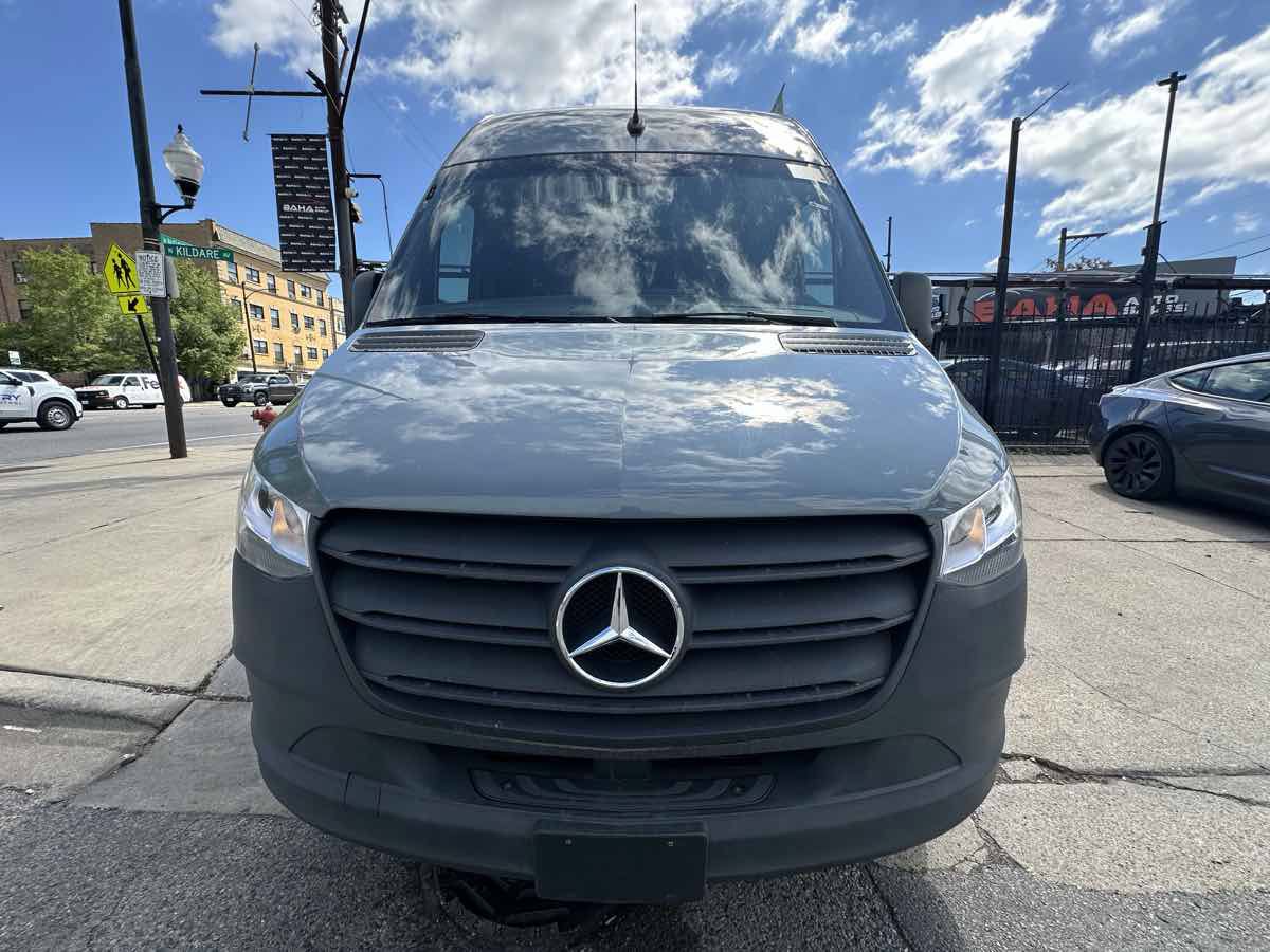 Used 2024 Mercedes-Benz Sprinter 2500 w/ Acoustic Package image 13