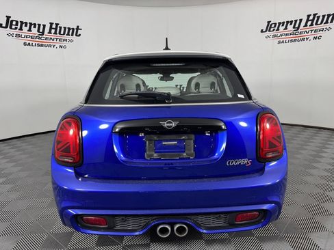 Used 2020 MINI Cooper S FWD image 8