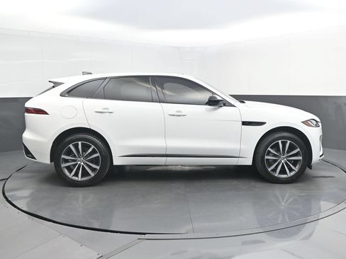 Certified 2024 Jaguar F-PACE R-Dynamic S AWD/4WD image 8