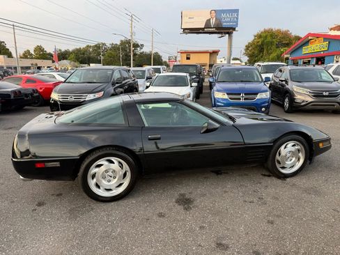 Used 1994 Chevrolet Corvette Coupe image 4