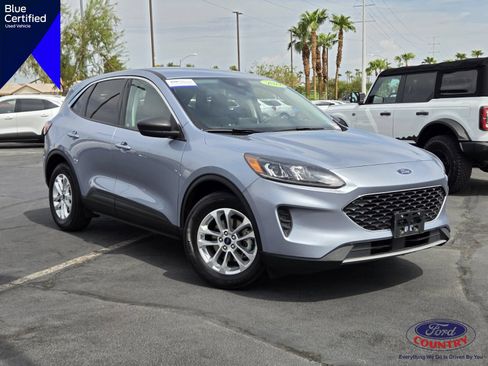 Certified 2022 Ford Escape SE FWD image 1