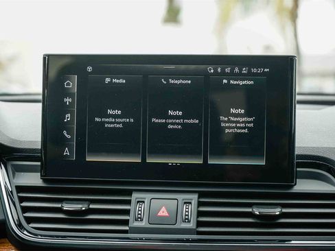 Used 2023 Audi Q5 2.0T Premium w/ Convenience Package image 14