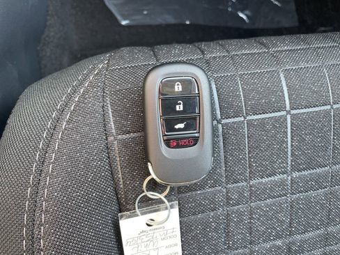 New 2026 Honda HR-V LX image 23