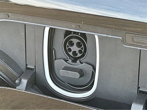 New 2026 Cadillac Lyriq V w/ Exterior Carbon Fiber Package image 17