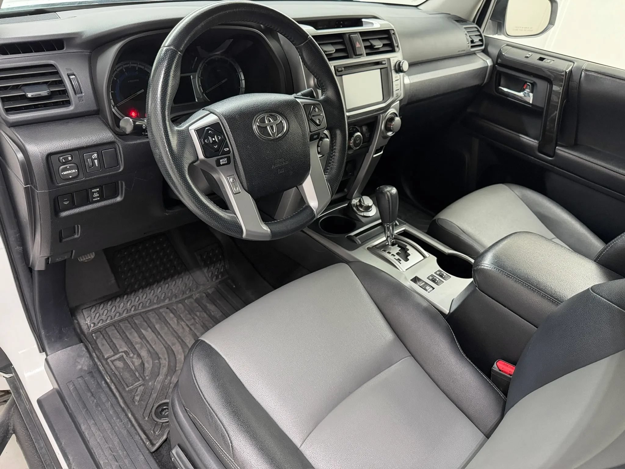 Used 2016 Toyota 4Runner SR5 Premium AWD/4WD image 59