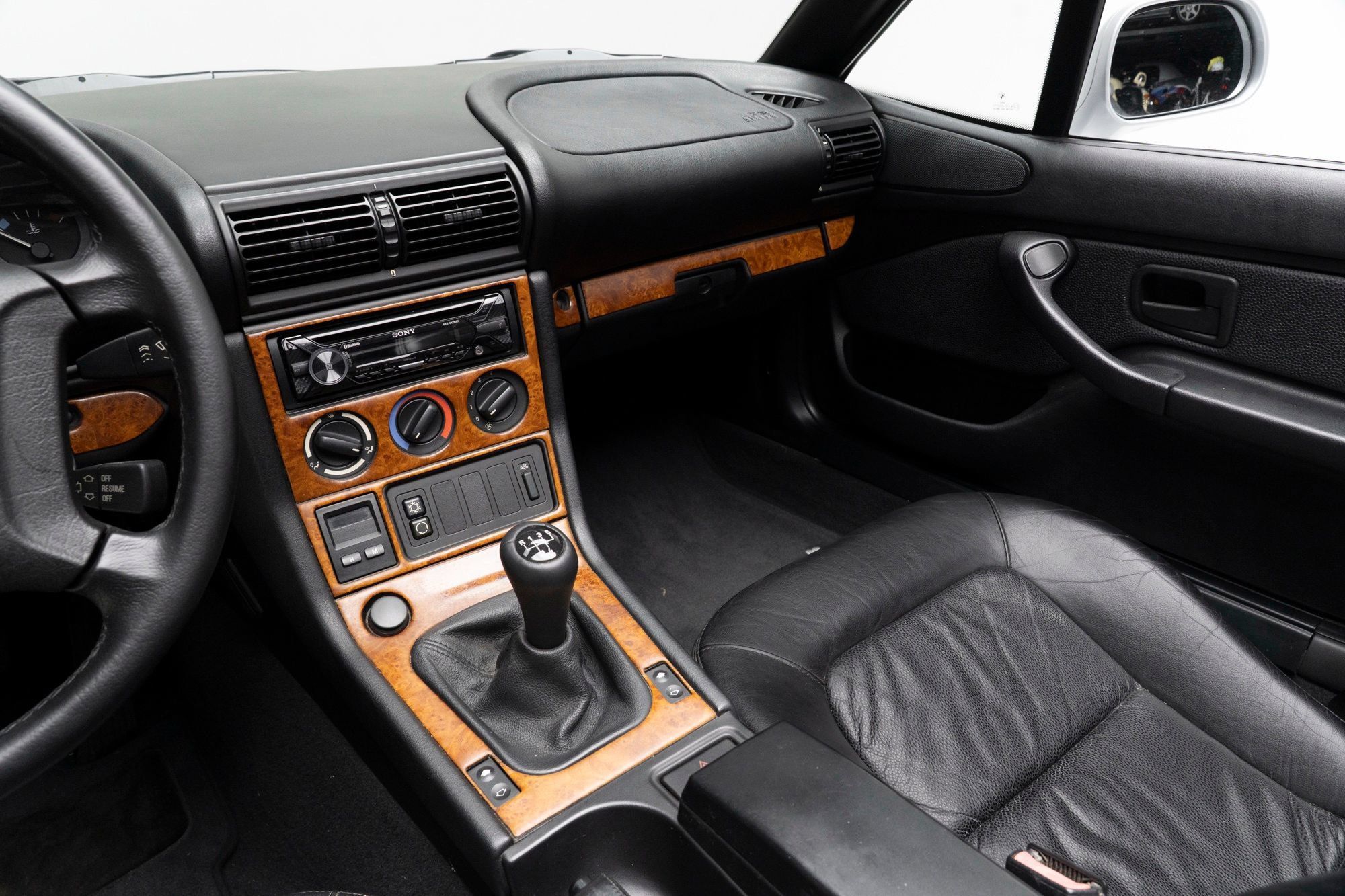 Used 1997 BMW Z3 1.9 RWD image 27