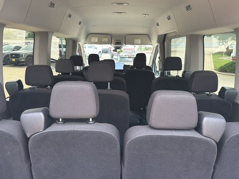 Used 2025 Ford Transit 350 XLT RWD image 8
