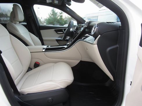 New 2026 Mercedes-Benz GLC 300 4MATIC image 18