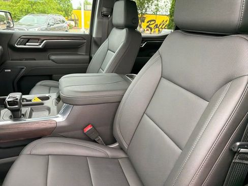 New 2026 GMC Sierra 1500 SLT w/ SLT Premium Plus Package AWD/4WD image 19