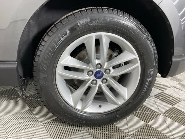 Used 2017 Ford Edge SEL AWD/4WD image 9